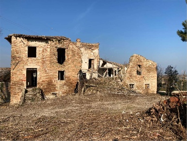 Foto Rustico in Corso XXI Gennaio 125, Vallefoglia Montecchio di 500 m²