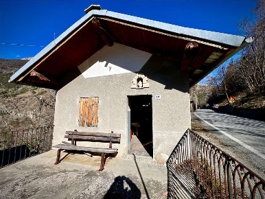 Foto Rustico in Frazione Val, Nus di 60 m² con 5 locali in vendita