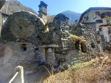 Foto Rustico in nuarsaz, Antey-Saint-André Buisson di 200 m² con 5 locali
