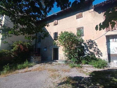 Foto Rustico in Via Salita Mocenigo 24, Monfalcone Centro di 360 m²