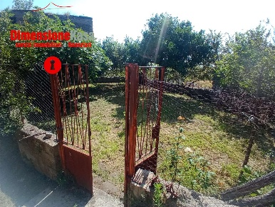 Foto Rustico in Via Farrio 51, Avella di 150 m² con 8 locali in vendita