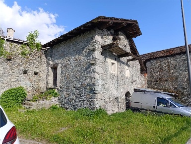 Foto Rustico in MORON, Saint-Vincent Moron di 90 m² con 3 locali in vendita