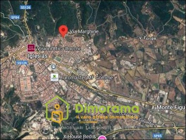 Foto Villa unifamiliare Iglesias Centro di 2116 m² con 2 locali in vendita
