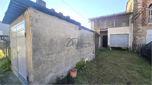 Foto Rustico in via dell'immagine farnocchia, Capannori Centro di 110 m²