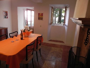 Foto Rustico in via Giugnola 17, Firenzuola di 475 m² con 10 locali