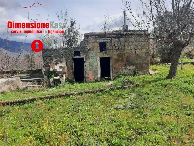 Foto Rustico in Via Santa Lucia, Roccarainola di 4000 m² con 1 locali