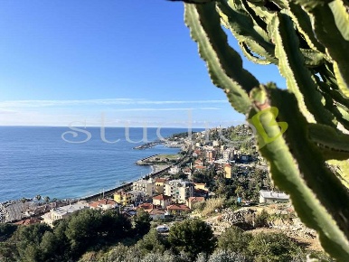 Foto Rustico in Strada della Cava SNC, Bordighera di 100 m² con 2 locali