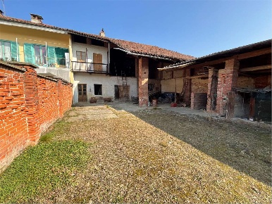 Foto Rustico in Via Prono, Montanaro di 155 m² con 4 locali in vendita