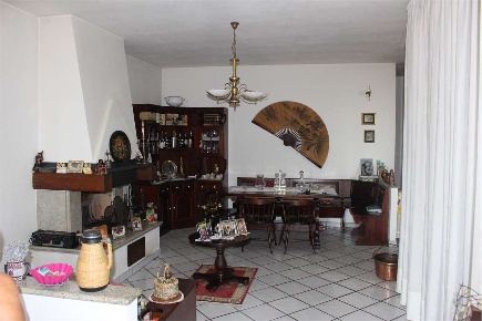 Foto Rustico a Foiano della Chiana di 230 m² con 10 locali in vendita