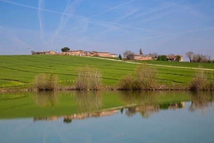 Foto Rustico a Marsciano di 700 m² con 10 locali in vendita