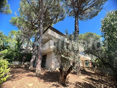 Foto Villa bifamiliare in Via raniero gigliarelli 189, Perugia Santa Lucia