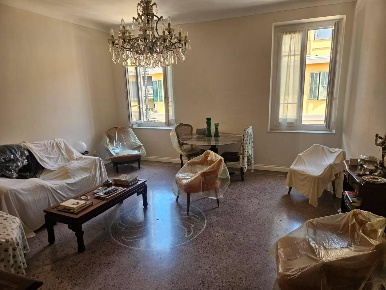 Foto Appartamento a Ventimiglia Centro Città di 104 m² con 3 locali