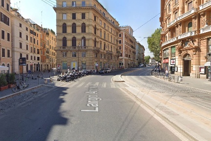 Foto Magazzino in Largo Arenula 22, Roma Largo Argentina di 20 m²