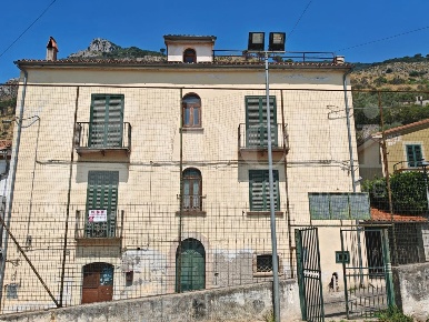 Foto Casa indipendente in Via Mura Ciclopiche s/n, Venafro Centro di 148 m²