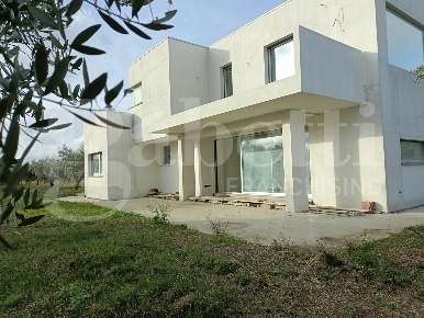 Foto Villa singola in Via Torre Sinello snc, Vasto di 265 m² con 4 locali
