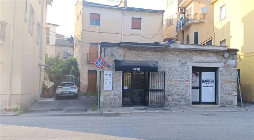 Foto Negozio in -, Pontecorvo Centro di 18 m² con 3 locali in vendita