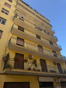 Foto Appartamento a Bagheria Centro di 164 m² con 5 locali in vendita