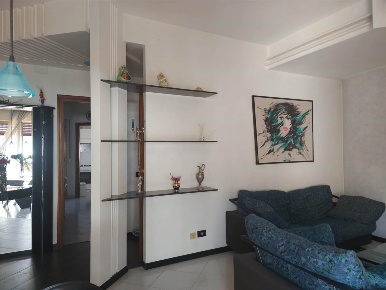 Foto Appartamento a Camastra di 170 m² con 8 locali in vendita