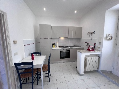 Foto Appartamento in Via Salita Annunziata 79, Terracina Centro Storico