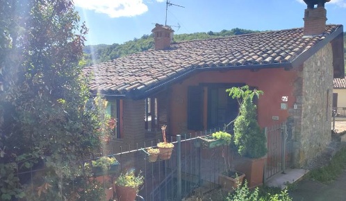 Foto Casa indipendente a Romagnese Centro di 130 m² con 6 locali in vendita