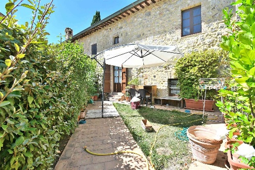 appartamento in vendita a Casole d'Elsa