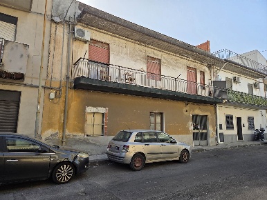 Foto Appartamento a Belpasso Piano Tavola di 135 m² con 4 locali in vendita