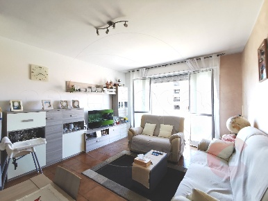 Foto Appartamento in via Giacomo Matteotti, Cuggiono Centro di 105 m²