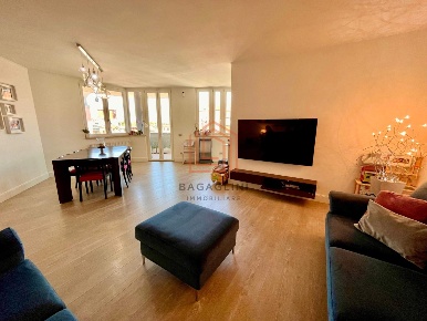Foto Attico in Via Milazzo, Latina Centro di 143 m² con 4 locali in vendita