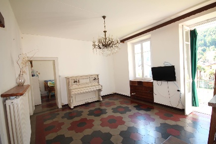 Foto Appartamento in Via Antonio Giovanola, Cannobio Centro di 160 m²