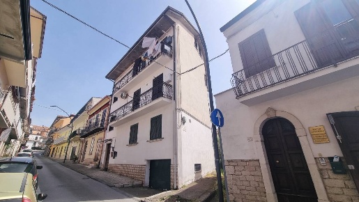Foto Appartamento in via A. minichiello, Grottaminarda Centro di 80 m²