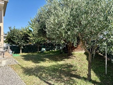 Foto Casa indipendente in via mar mediterraneo, Montemarciano Il Gelso