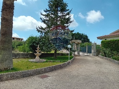 Foto Villa singola in vico caravaggio, Buccheri di 300 m² con 8 locali