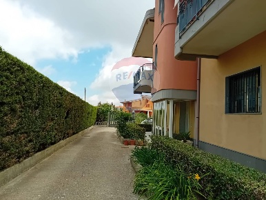 Foto Villa singola in vico Caravaggio, Buccheri di 300 m² con 8 locali
