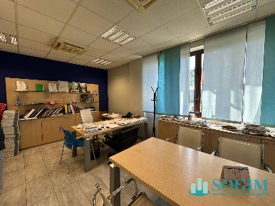 Foto Capannone industriale in Via Cadorna, Cormano di 850 m² in vendita