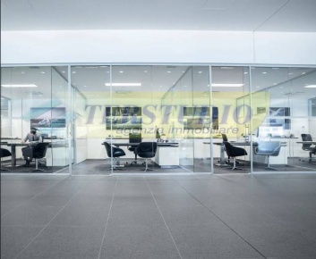 Foto Ufficio in Via Solferino, Cologno al Serio Centro di 80 m² in vendita