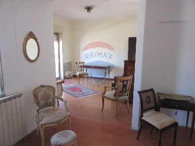 Foto Appartamento in via don minzoni, Caltanissetta Centro di 210 m²