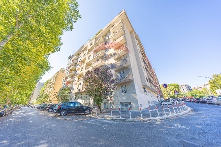 Foto Appartamento in Via Dei Campi Flegrei, Roma Città Giardino di 79 m²