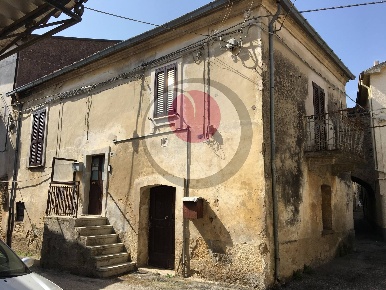 Foto Case semi ndipendenti in contrada Villa Martelli, Lanciano di 100 m²