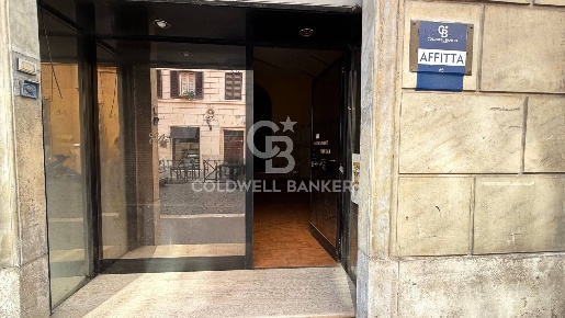 Foto Locale commerciale in Via Di Ripetta, Roma Piazza del Popolo di 62 m²