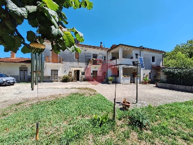 Foto Case semi ndipendenti in Epitaffio, Benevento San Vito di 160 m²