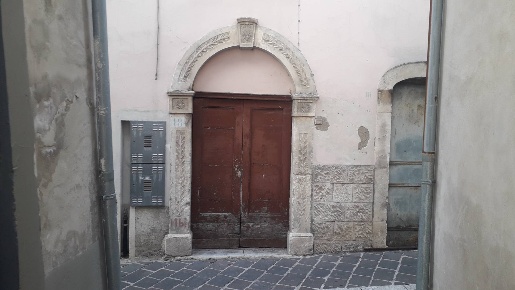 Foto Casa indipendente in Via Silvio Mancini, Serramonacesca Centro