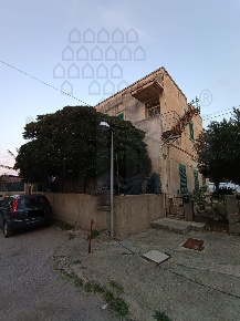 Foto Villa unifamiliare in Via del Carmine, Messina Minissale di 100 m²