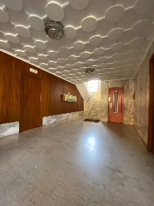 Foto Appartamento a Novara di 100 m² con 3 locali in vendita