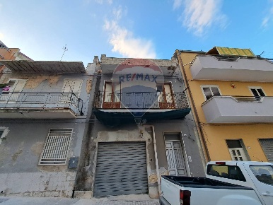 Foto Casa indipendente in Via Del Fante, Priolo Gargallo di 179 m²