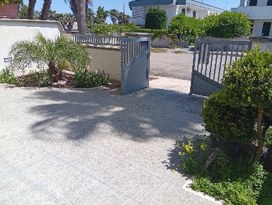 Foto Case semi ndipendenti in Via Walter Chiari, Melendugno Torre Dell'orso