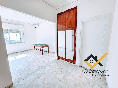 Foto Appartamento in Via Calipso, Catania Rotolo di 95 m² con 4 locali