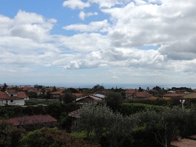 Foto Appartamento in via goffredo mameli, Mascalucia Centro di 140 m²