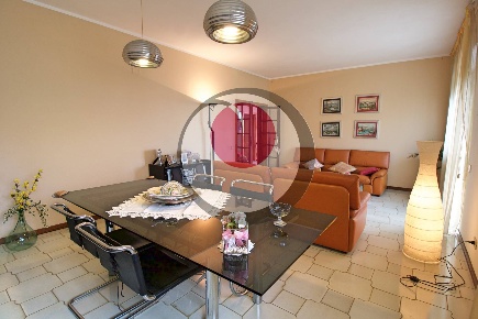 Foto Appartamento in contrada Serroni, Lanciano di 140 m² con 7 locali