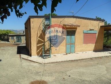 Foto Appartamento in Contrada Palombara, Caltanissetta di 70 m² in vendita