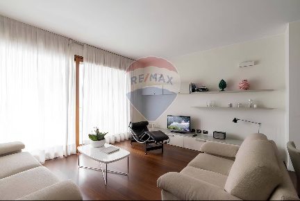 Foto Appartamento in Via Degli Ottoboni, Milano San Siro di 80 m²